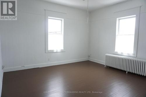 39 Third Street, Englehart, ON 