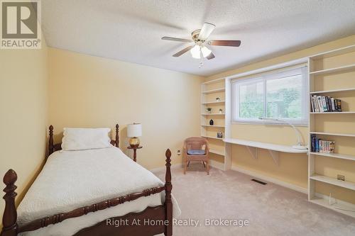 1445 Golden Meadow Trail, Oakville (Fa Falgarwood), ON - Indoor Photo Showing Bedroom