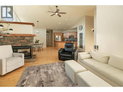 3356 Merlot Court, West Kelowna, BC - Indoor Photo Showing Living Room With Fireplace