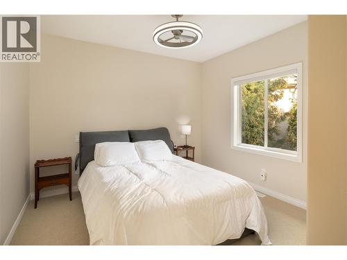 Suite bedroom - 3356 Merlot Court, West Kelowna, BC - Indoor Photo Showing Bedroom