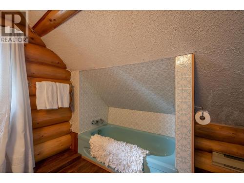 31815 Cariboo Highway, Prince George, BC - Indoor Photo Showing Bathroom