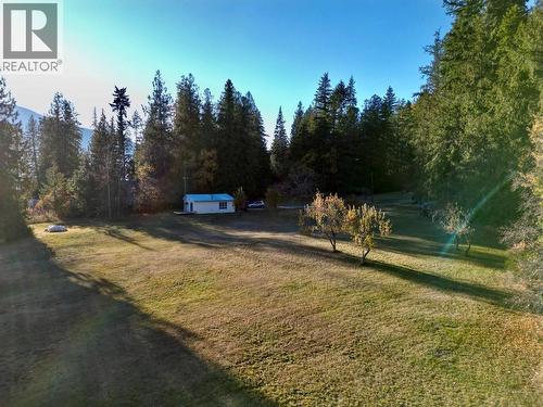 7096 Highway 3A Highway, Nelson, BC - Outdoor