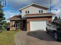 1573 ROSE COURT  Greater Sudbury, ON P3P 1A8