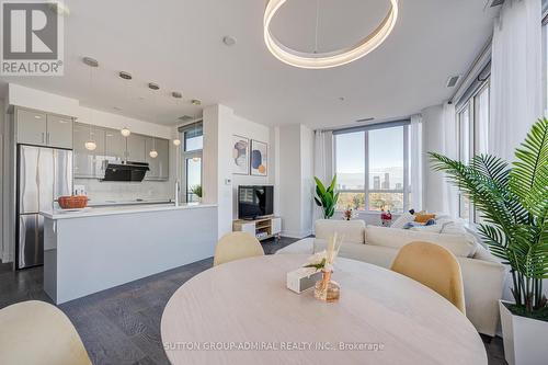 912 - 7 Kenaston Gardens, Toronto, ON - Indoor Photo Showing Dining Room