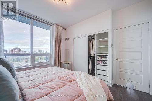 912 - 7 Kenaston Gardens, Toronto, ON - Indoor Photo Showing Bedroom