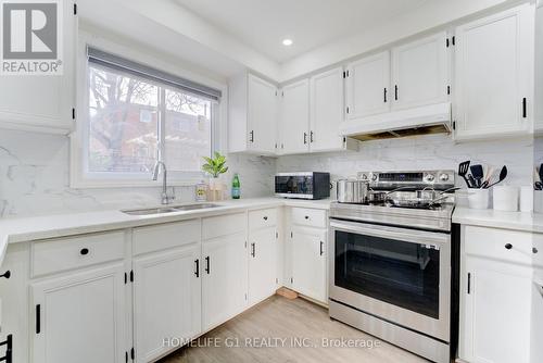1695 Major Oaks Road, Pickering, ON - Indoor Photo Showing Kitchen