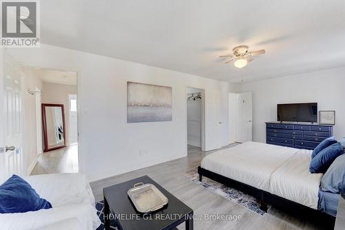 1695 Major Oaks Road, Pickering, ON - Indoor Photo Showing Bedroom