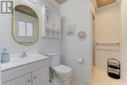 1695 Major Oaks Road, Pickering, ON - Indoor Photo Showing Bathroom