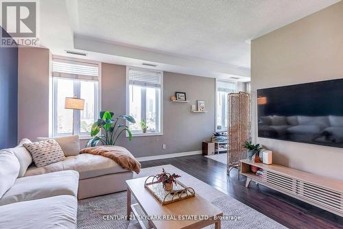 516 - 245 Dalesford Road, Toronto, ON - Indoor Photo Showing Living Room