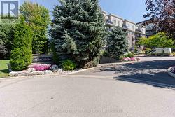 516 - 245 DALESFORD ROAD  Toronto, ON M8Y 4H7
