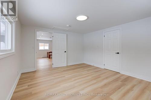 7826 Lake Jospeh Road, Georgian Bay, ON - Indoor Photo Showing Other Room