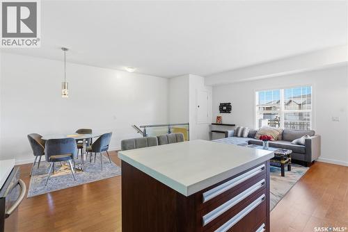 1806 1015 Patrick Crescent, Saskatoon, SK - Indoor