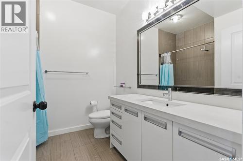 1806 1015 Patrick Crescent, Saskatoon, SK - Indoor Photo Showing Bathroom