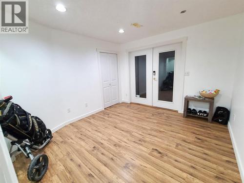 Golf cart room - 3897 Gallaghers Grange, Kelowna, BC - Indoor Photo Showing Other Room