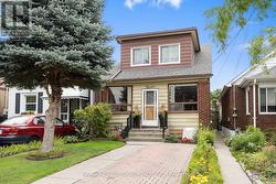 13 HOMEVIEW AVENUE  Toronto, ON M6N 1S9