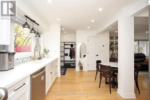 10 Esmond Crescent, Toronto, ON - Indoor