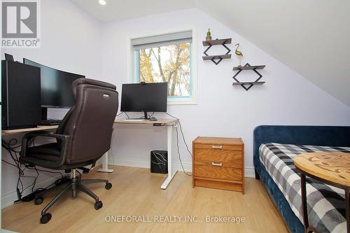 10 Esmond Crescent, Toronto, ON - Indoor