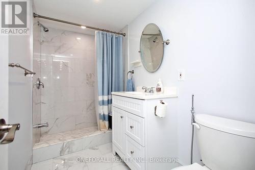 10 Esmond Crescent, Toronto, ON - Indoor Photo Showing Bathroom