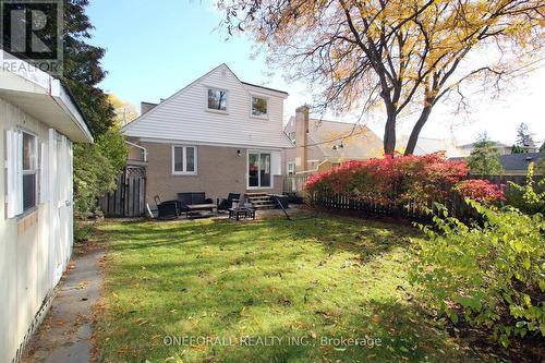 10 Esmond Crescent, Toronto, ON - Outdoor