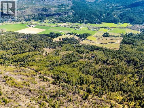 3221 Edes Road, Salmon Arm, BC 