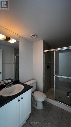 911 - 438 King Street W, Toronto, ON - Indoor Photo Showing Bathroom