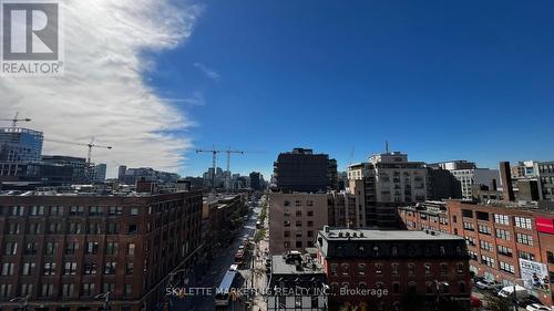 911 - 438 King Street W, Toronto, ON - Outdoor With View