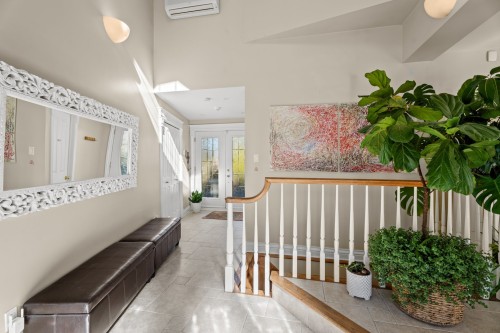 Hall d'entrée/Vestibule - 531 Rue Principale, Saint-Sauveur, QC - Indoor Photo Showing Other Room