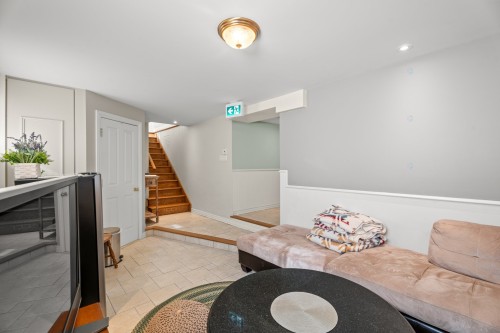 Salle familiale - 531 Rue Principale, Saint-Sauveur, QC - Indoor Photo Showing Other Room