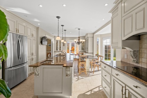 Cuisine - 531 Rue Principale, Saint-Sauveur, QC - Indoor Photo Showing Kitchen With Upgraded Kitchen