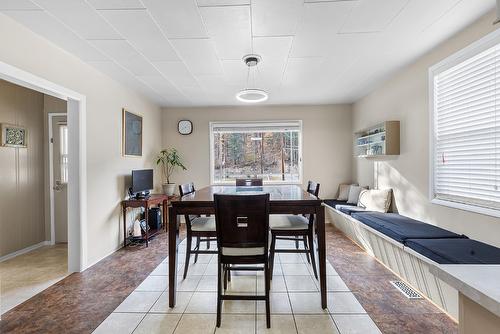 75 Morrison Road, Kimberley, BC - Indoor Photo Showing Dining Room