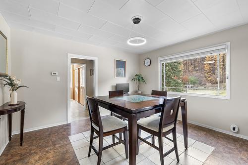 75 Morrison Road, Kimberley, BC - Indoor Photo Showing Dining Room