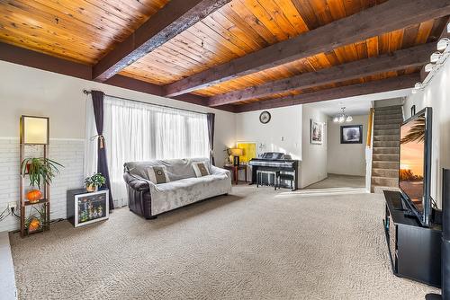 75 Morrison Road, Kimberley, BC - Indoor Photo Showing Basement