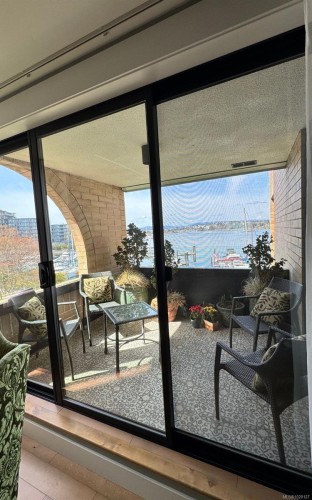 201-640 Montreal St, Victoria, BC -  Photo Showing Other Room