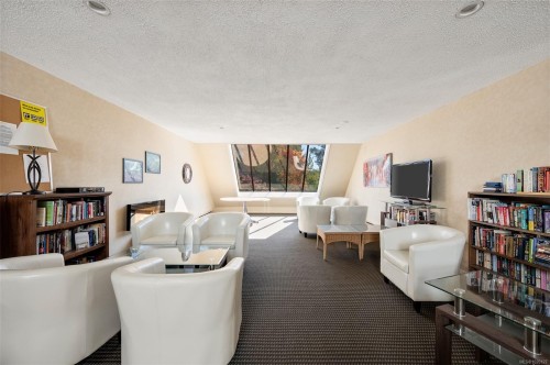 201-640 Montreal St, Victoria, BC - Indoor