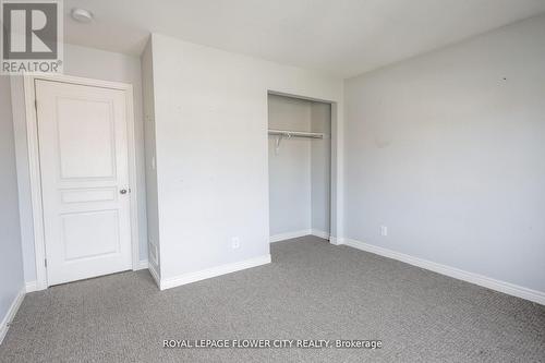 146 Winterberry Boulevard, Thorold, ON - Indoor Photo Showing Other Room