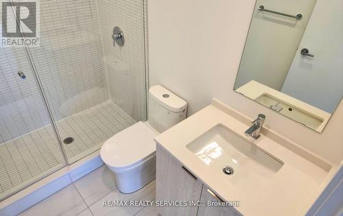 410 - 1 Jarvis Street, Hamilton, ON - Indoor Photo Showing Bathroom