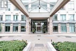 606 - 17 BARBERRY PLACE  Toronto, ON M2K 3E2