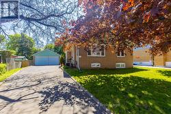 12 CANHAM CRESCENT  Toronto, ON M1S 2H6
