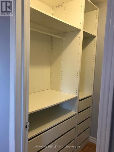 5095 Sunray Drive, Mississauga, ON - Indoor