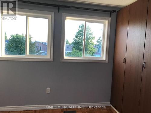 5095 Sunray Drive, Mississauga, ON - Indoor Photo Showing Other Room