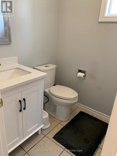 5095 Sunray Drive, Mississauga, ON - Indoor Photo Showing Bathroom