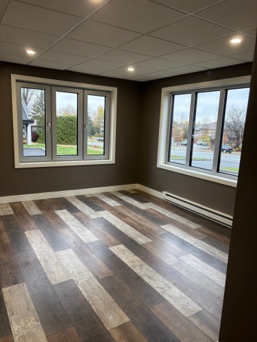 Autre - 102-111 Boul. De Bromont, Bromont, QC - Indoor Photo Showing Other Room