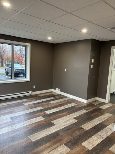 Autre - 102-111 Boul. De Bromont, Bromont, QC - Indoor Photo Showing Other Room