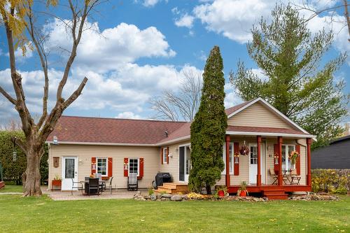 61 39e Avenue  Saint-Blaise-Sur-Richelieu, QC J0J 1W0