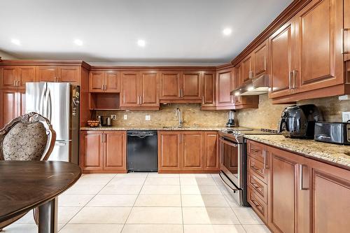 Cuisine - 230 Rue Mirabel, Dollard-Des-Ormeaux, QC - Indoor Photo Showing Kitchen