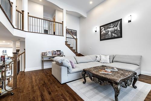 Salle familiale - 230 Rue Mirabel, Dollard-Des-Ormeaux, QC - Indoor Photo Showing Living Room