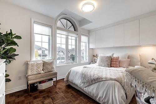 Chambre à coucher - 230 Rue Mirabel, Dollard-Des-Ormeaux, QC - Indoor Photo Showing Bedroom