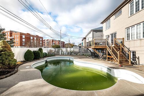 Cour - 230 Rue Mirabel, Dollard-Des-Ormeaux, QC - Outdoor With In Ground Pool