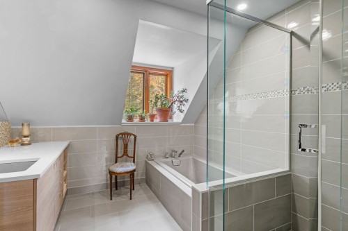 Salle de bains - 236 Mtée Du Val-De-Loire, Saint-Adolphe-D'Howard, QC - Indoor Photo Showing Bathroom