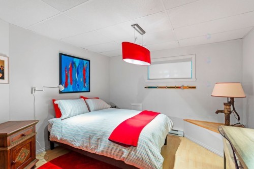 Chambre à coucher - 236 Mtée Du Val-De-Loire, Saint-Adolphe-D'Howard, QC - Indoor Photo Showing Bedroom